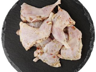 Купить Мясо перепела для барбекю в маринаде из йогурта
