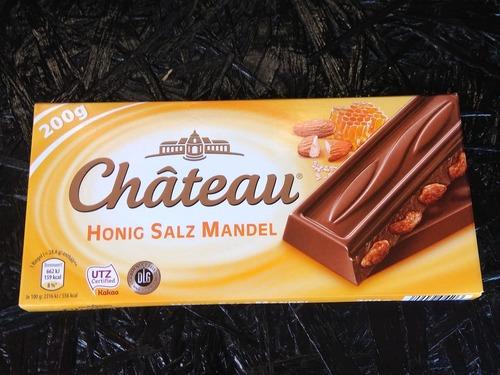 Купити Шоколад молочний Chateau Honig Salz Mandel / Шоколад молочный Chateau Honig Salz Mandel с карамелизированным миндалем, медом и солью