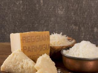 Купить Сыр "Parmigiano Reggiano" (Пармиджано Реджиано)