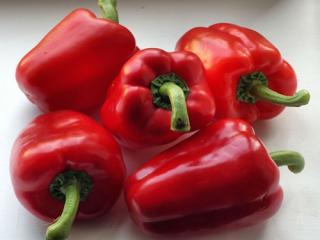 Купить Перец болгарский красный (bell pepper)